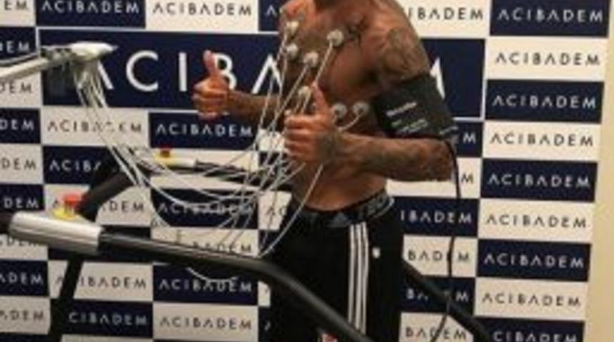 Quaresma, Sağlık Kontrol&uuml;nden Ge&ccedil;ti