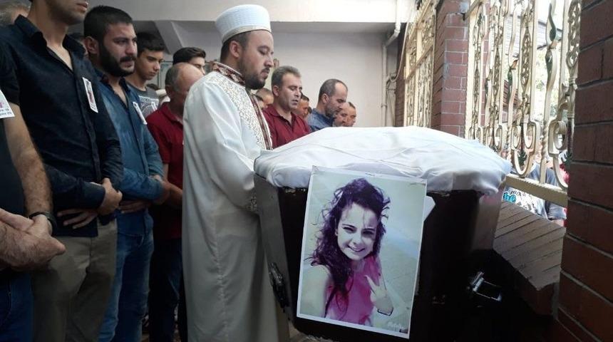 Yaren G&ouml;zyaşlarıyla Son Yolculuğuna Uğurlandı