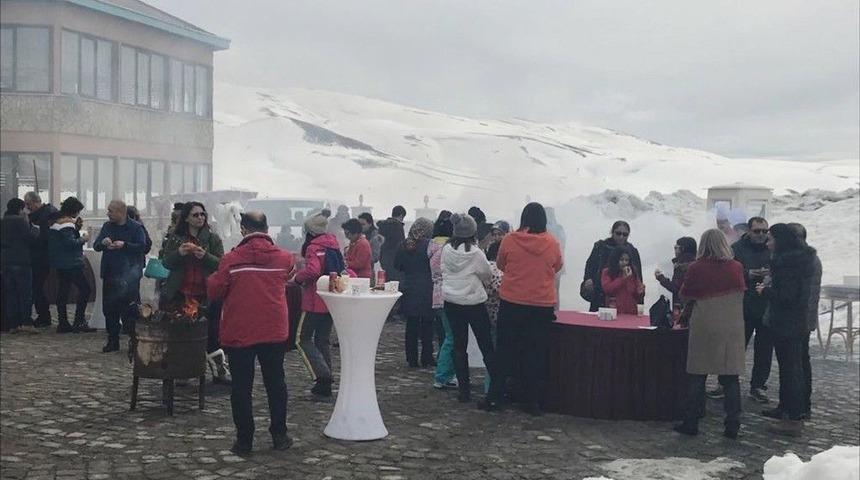 Doktorlar Erciyes&rsquo;te Stres Attı