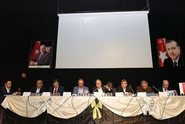 Bakan Fakıbaba Birecik’te Muhtarlarla Bir Araya Geldi 2