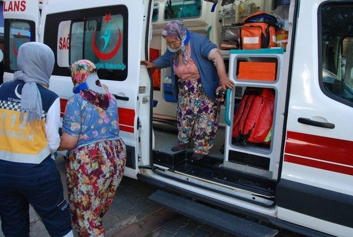 Tarım İşçilerini Taşıyan Minibüs Devrildi: 12 Yaralı G3