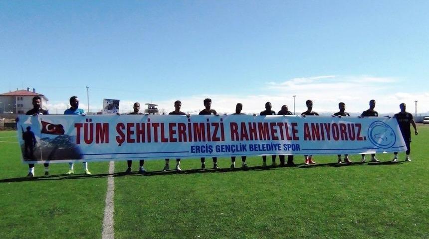 Erciş Şehidini Andı
