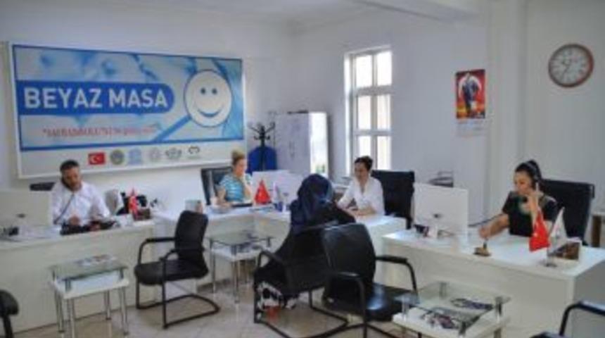 &lsquo;beyaz Masa&rsquo; Vatandaşlar Tarafından İlgi G&ouml;r&uuml;yor