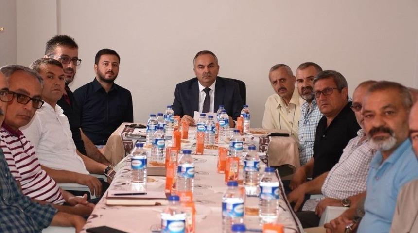 Belediye Başkanı Dursun Ay Muhtarlarla Buluştu