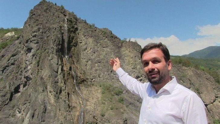 Artvin’in Murgul İlçesinde Biri Yapay Biri Doğal İki Şelale Büyük İlgi Görüyor G1
