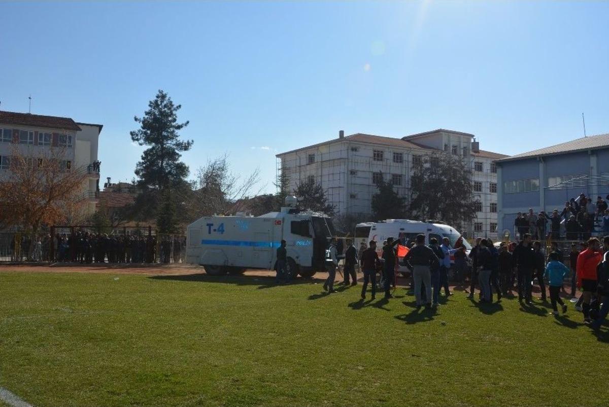 Ma&ccedil; Sonu Gerginliğe Polis Ve Toma M&uuml;dahalesi