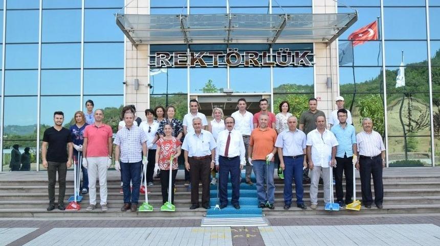 Düzce Üniversitesi Sosyal Farkındalık Oluşturmaya Devam Ediyor