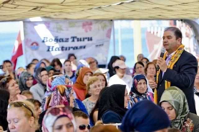 15 Bin Maltepeli Kadın İstanbul Boğazı&rsquo;yla Buluştu 3