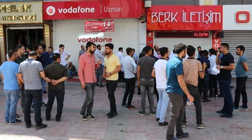 Esnaf, Bayram Arifesinde Kepenk Kapattı