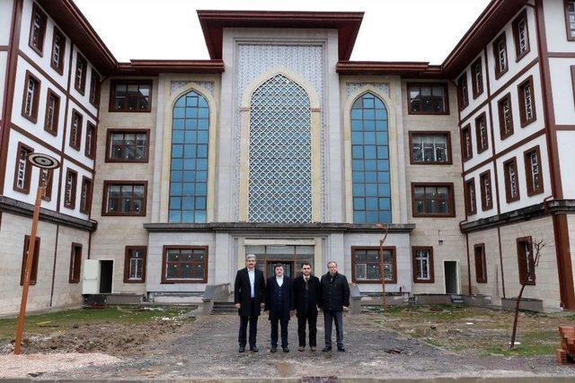 Yozgat Diyanet Eğitim Merkezi Bu Yıl Açılacak