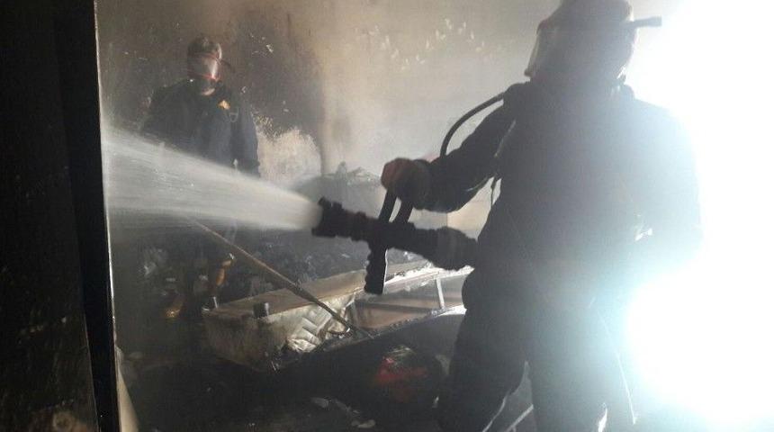 Siirt&rsquo;te Yurt Binasında Yangın &Ccedil;ıktı