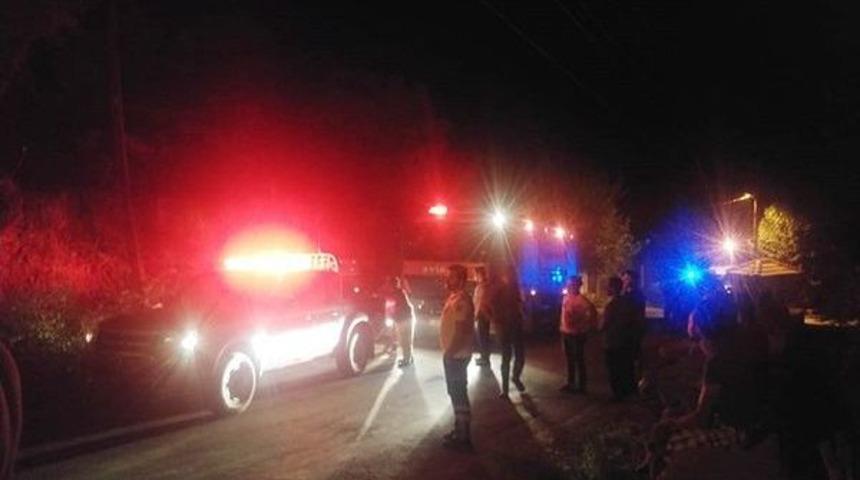 Yangın Mahalleliyi Alarma Ge&ccedil;irdi