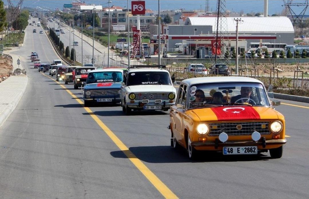 Nostaljik Ara&ccedil;larla Afrin Harekatına Destek