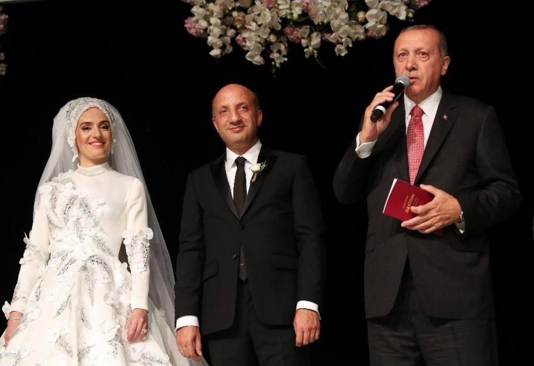 Cumhurbaşkanı Erdoğan, Ak Parti Ankara Milletvekili Ali İhsan Arslan&rsquo;ın Nikah Şahidi Oldu