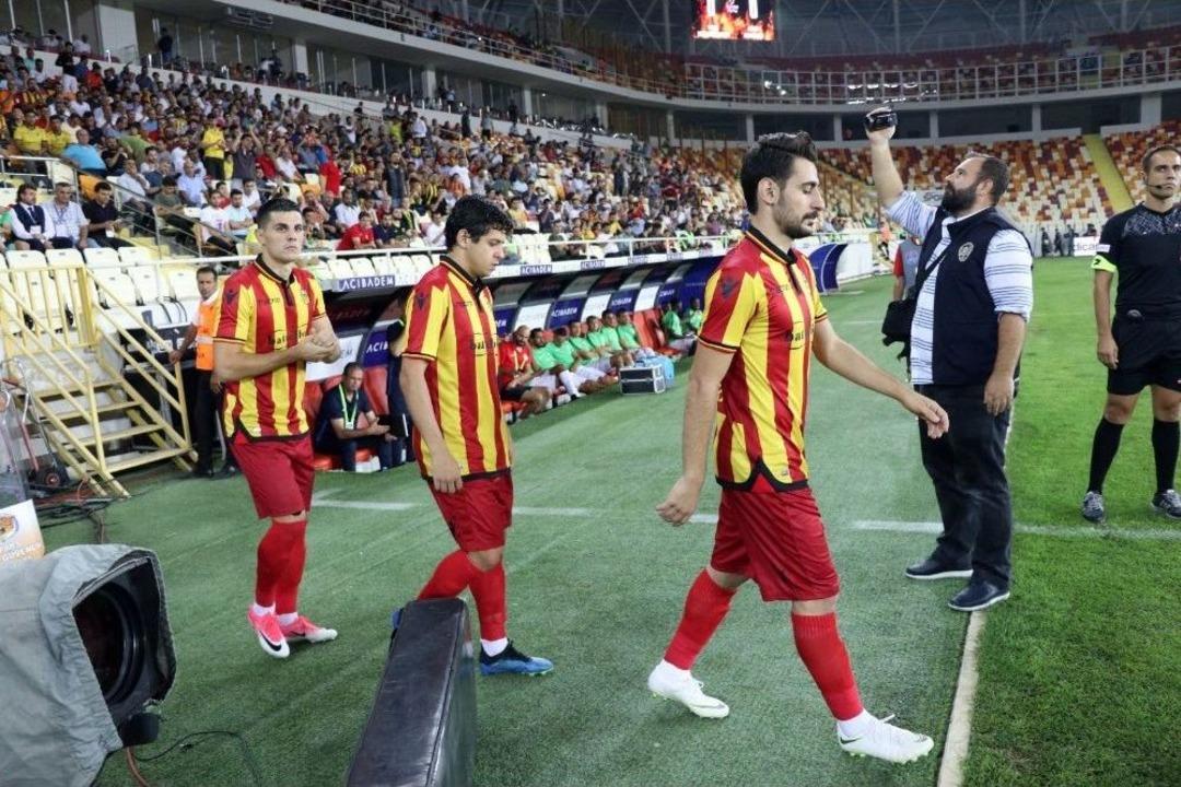 Spor Toto S&uuml;per Lig: Evkur Yeni Malatyaspor: - Atiker Konyaspor: 1 (ilk Yarı)