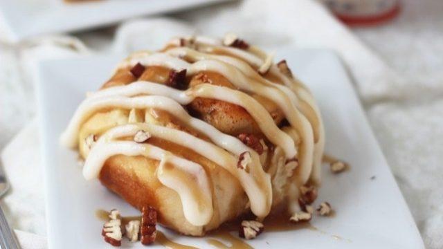 Krem Peynir Kaplamalı Elmalı Kurabiye