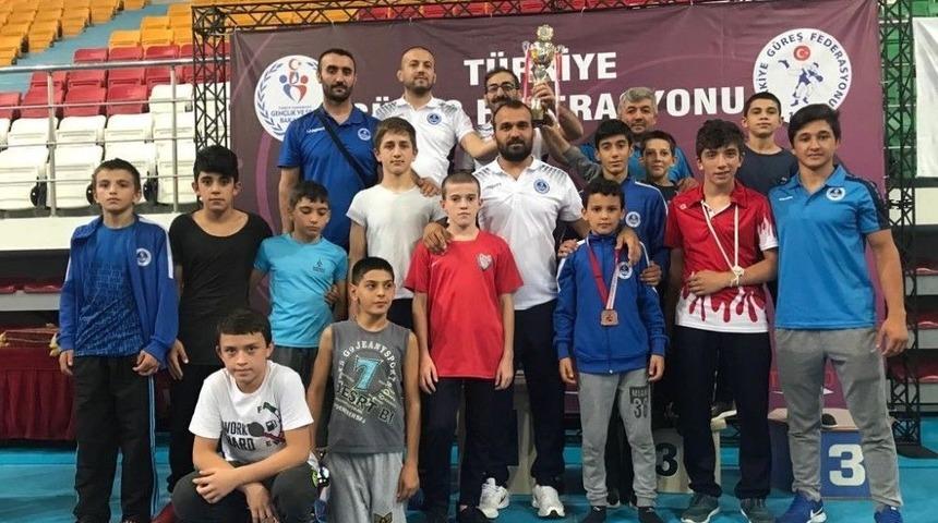 Kağıtspor Tarihinde Bir İlk