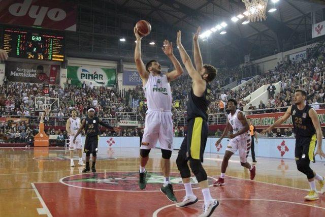 Tahincioğlu Basketbol Süper Ligi: Pınar Karşıyaka: 69 - Fenerbahçe Doğuş: 74