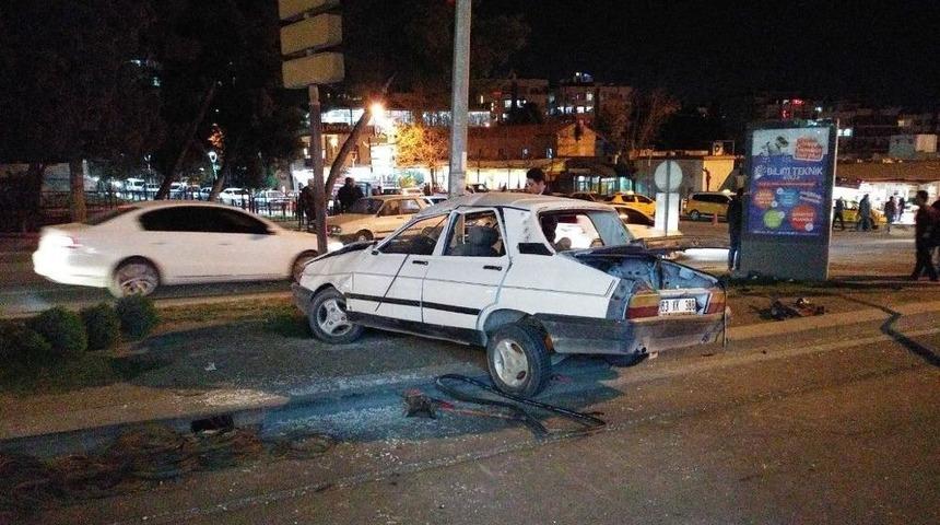Şanlıurfa&rsquo;da Freni Boşalan Otomobil Takla Attı: 5 Yaralı