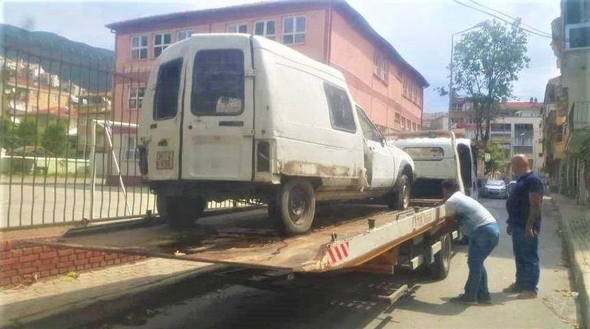 Zabıtadan Hurda Ara&ccedil; Temizliği