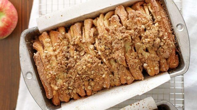 Elmalı Tarçınlı Ekmek