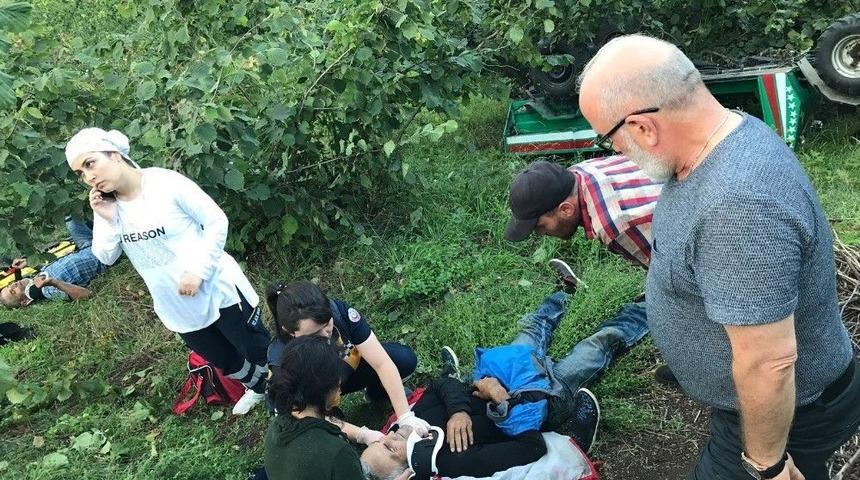 Patpat Bah&ccedil;eye Yuvarlandı: 2 Yaralı