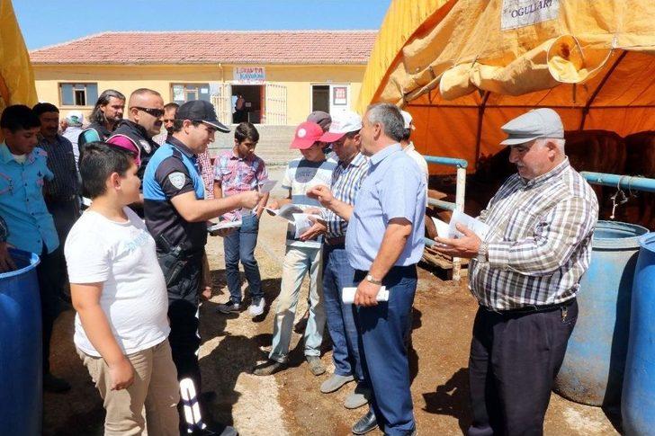 Yozgat’ta Polis Ekipleri Hayvan Pazarında Sahte Para Uyarısı Yaptı G1