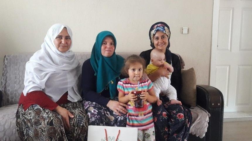 Sarıcakaya’da ’hoş Geldin Bebek’ Ziyaretleri Sürüyor