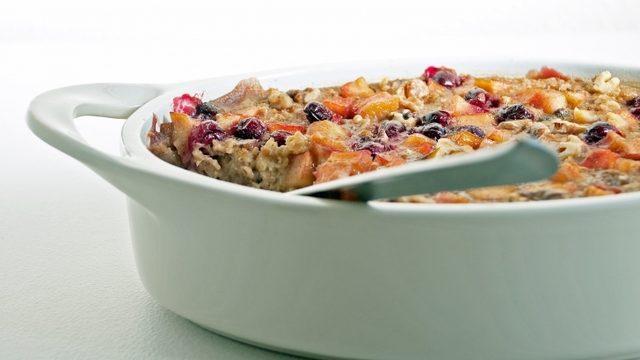 Fırında Yabanmersini ve Elmalı Yulaf 