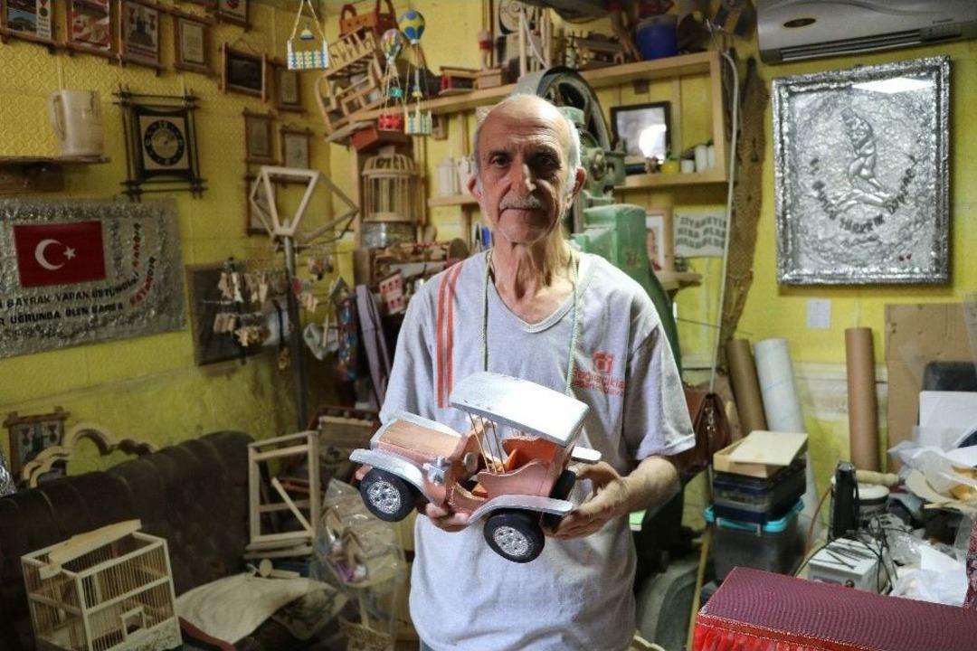 Plastik Oyuncaklara Savaş A&ccedil;tı