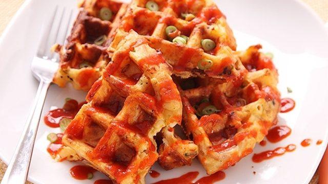 Makarna ve Peynirli Waffle