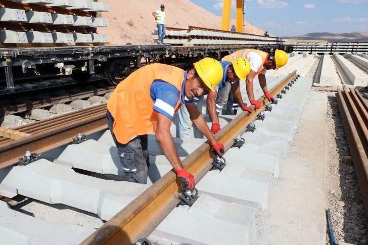 Ankara-sivas Yht Ray Serim Çalışmaları Devam Ediyor G3