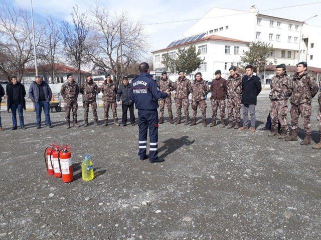 Erzincan Belediyesi İtfaiye Müdürlüğü Eğitimlere Devam Ediyor