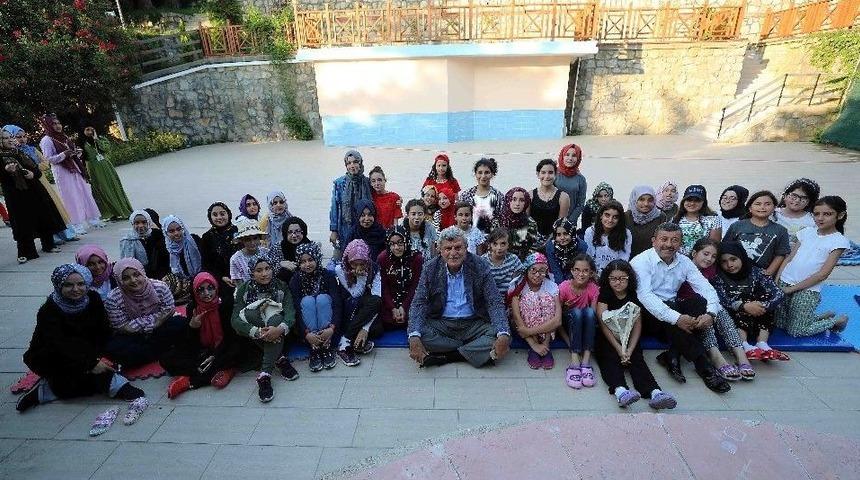 Karaosmanoğlu&rsquo;ndan Diriliş 3 Gen&ccedil;lik Kampı&rsquo;na Ziyaret