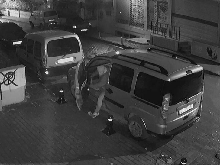 (özel) Hırsız, Bagajından Girdiği Aracı Böyle Soydu G3