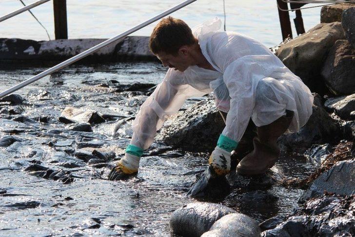 Foça’da Denizdeki Kirlilik Havadan Görüntülendi G3