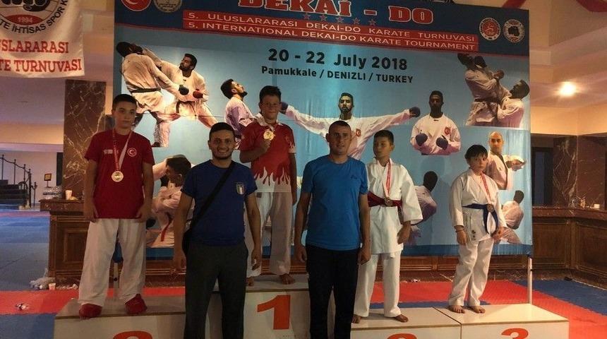 İhlas Koleji’nden Karatede 2 Şampiyonluk