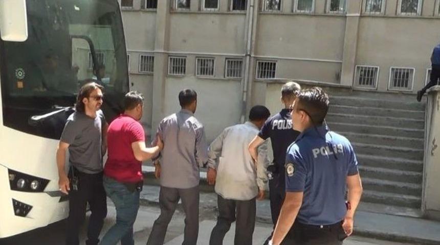 15 Maganda Hakim Karşısında