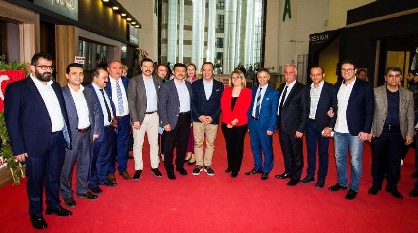 Mobilya Sekt&ouml;r&uuml;n&uuml;n Nabzı İzmir&rsquo;de Attı