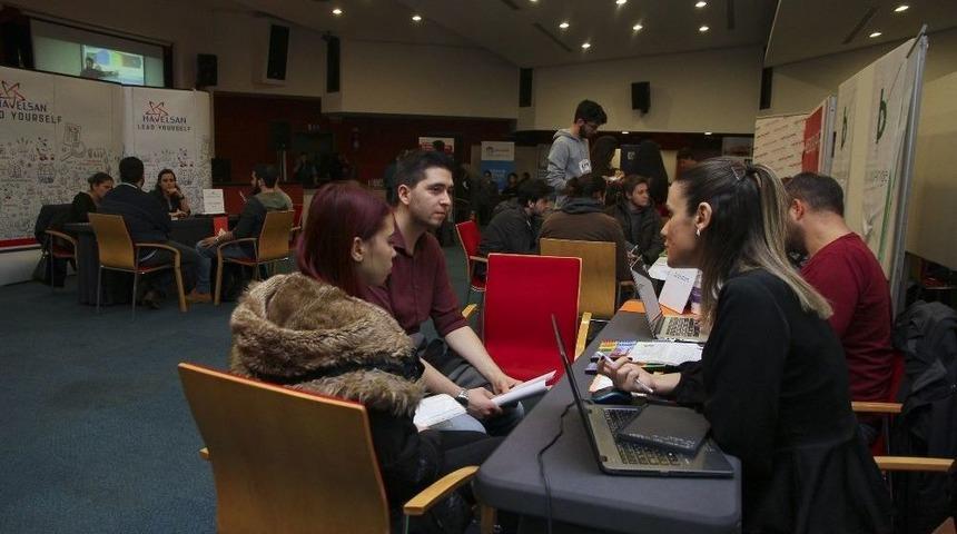 Kariyer Yolculuğuna &Ouml;ğrenci Adımları