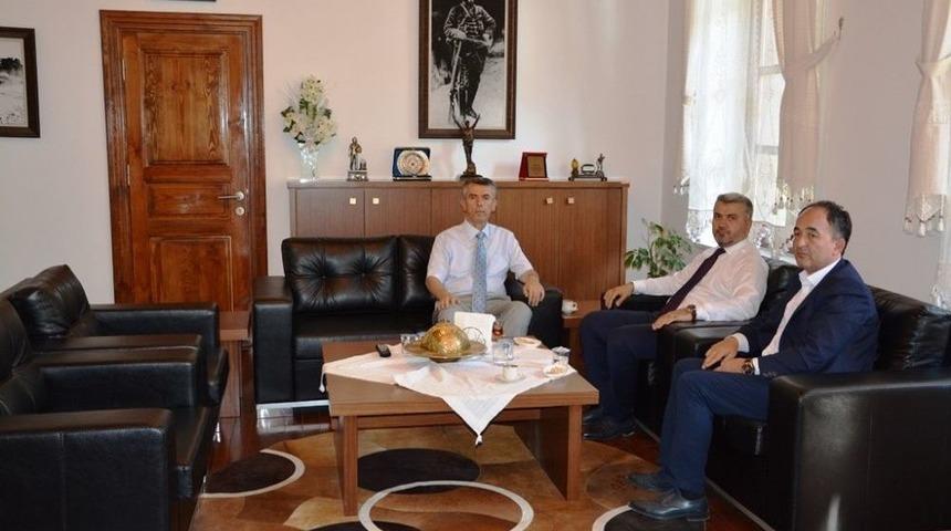 Milletvekili Canbey&rsquo;den Kaymakam Sırmalı&rsquo;ya Ziyaret