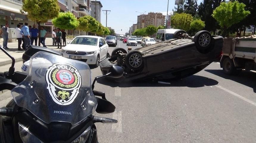Gaziantep&rsquo;te Trafik Kazası: 2 Yaralı