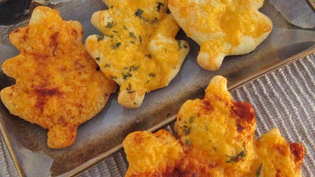 Milföy Hamurundan Peynirli Yaprak Tarifi