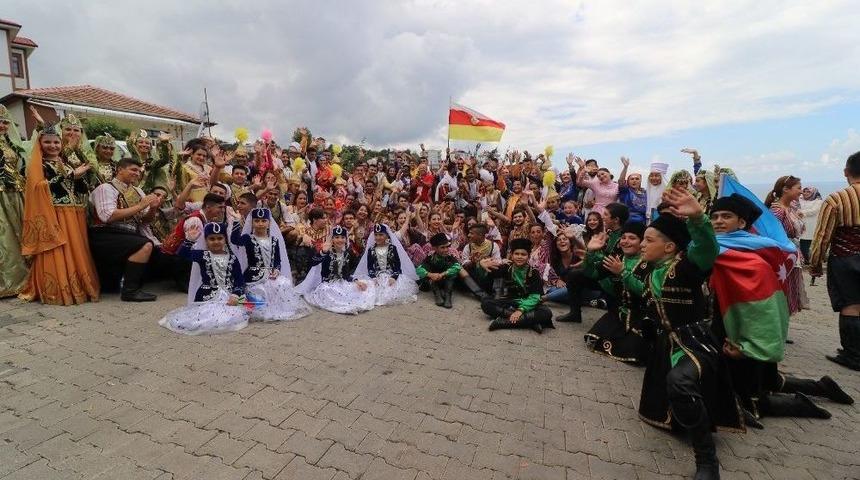 Ortamahalle&rsquo;de Festival Havası Esti