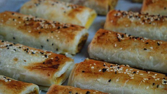 Baklava Yufkasından Çıtır Börek