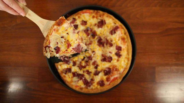 Hamursuz Pizza