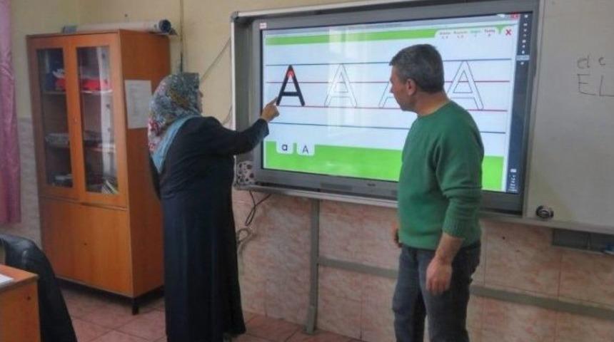 Sungurlu&rsquo;da Okuma-yazma Kursları Başladı