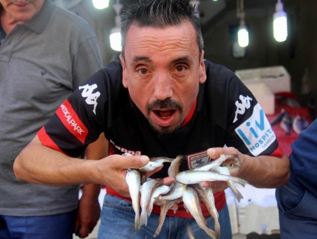 Sezon A&ccedil;ıldı, Vatandaş Balığa H&uuml;cum Etti