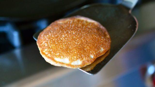 Tarçınlı Hindistancevizli Pankek