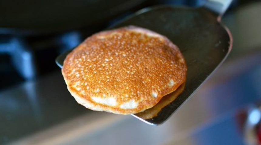 Tarçınlı Hindistancevizli Pankek